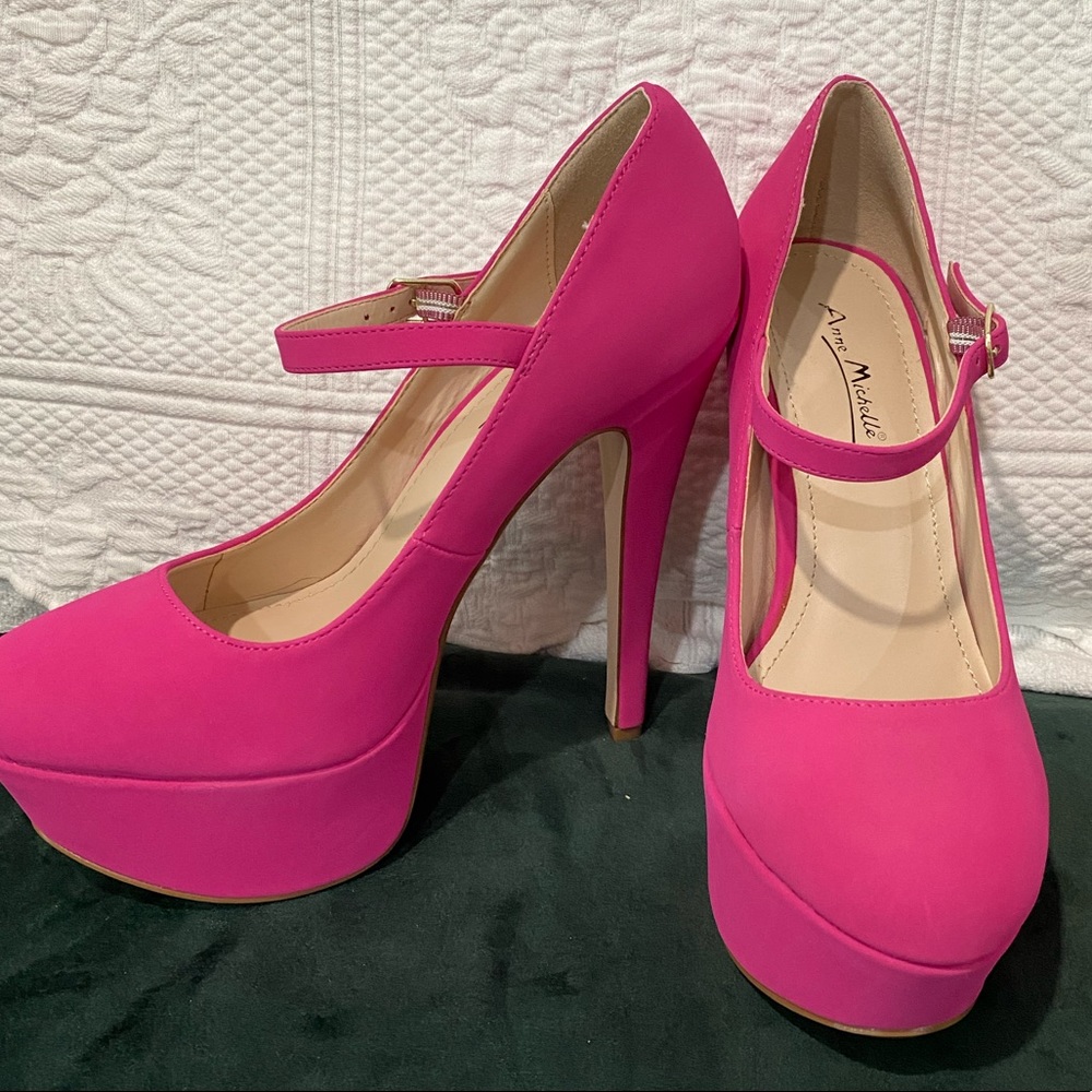 Hot Pink Heels